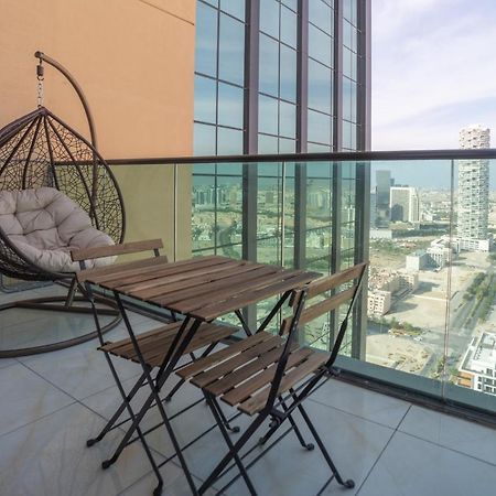 Sky View Tower Apartments Dubai Buitenkant foto