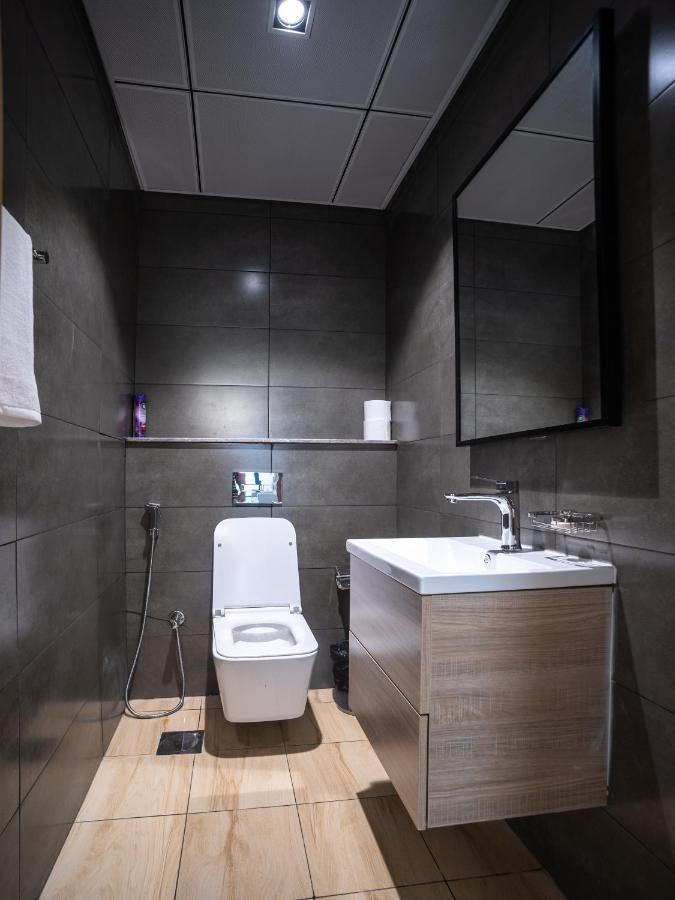 Sky View Tower Apartments Dubai Buitenkant foto