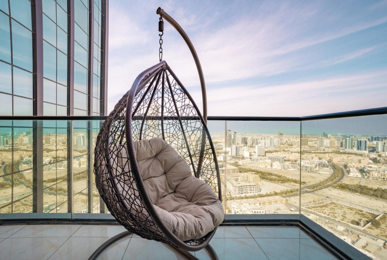 Sky View Tower Apartments Dubai Buitenkant foto